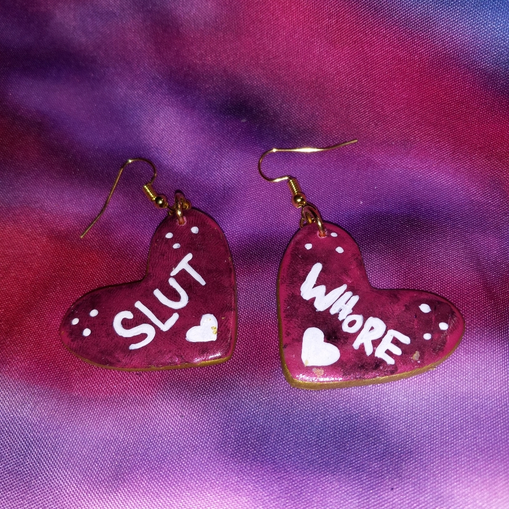 Valentine ❤️‍🔥👅 names earrings